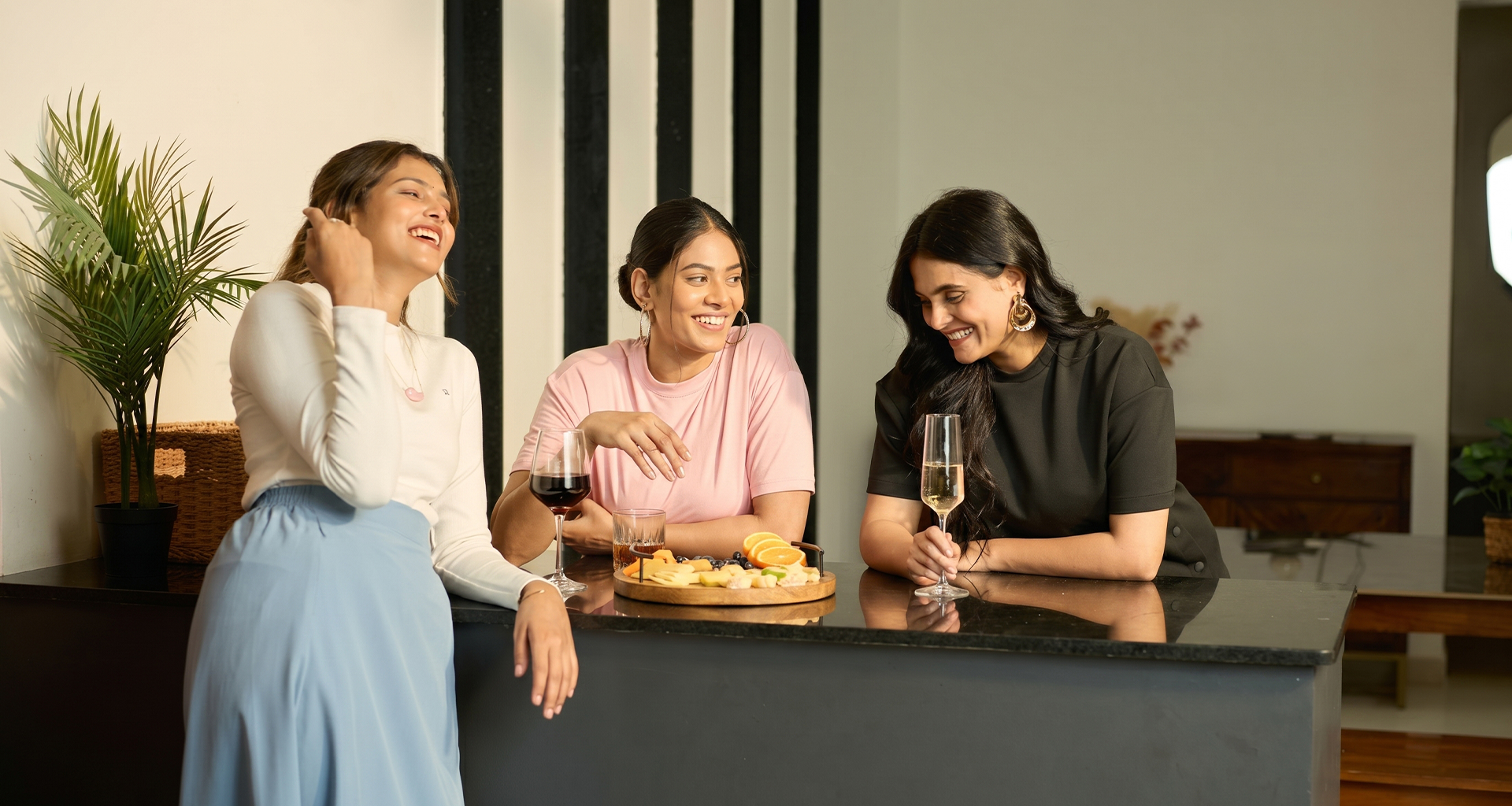 The Future of Everyday Dressing: Why Bamboo Cotton Is the Smartest Fabric Choice for Women