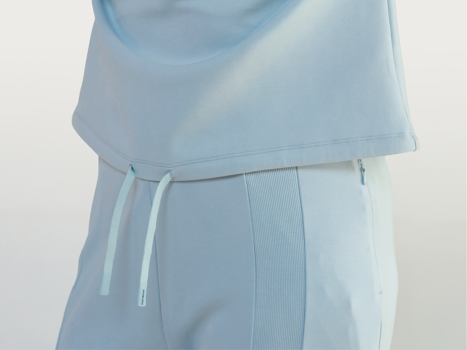 Adjustable Drawstring 