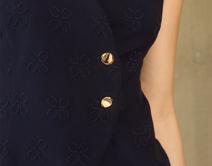 Dual Button Closure